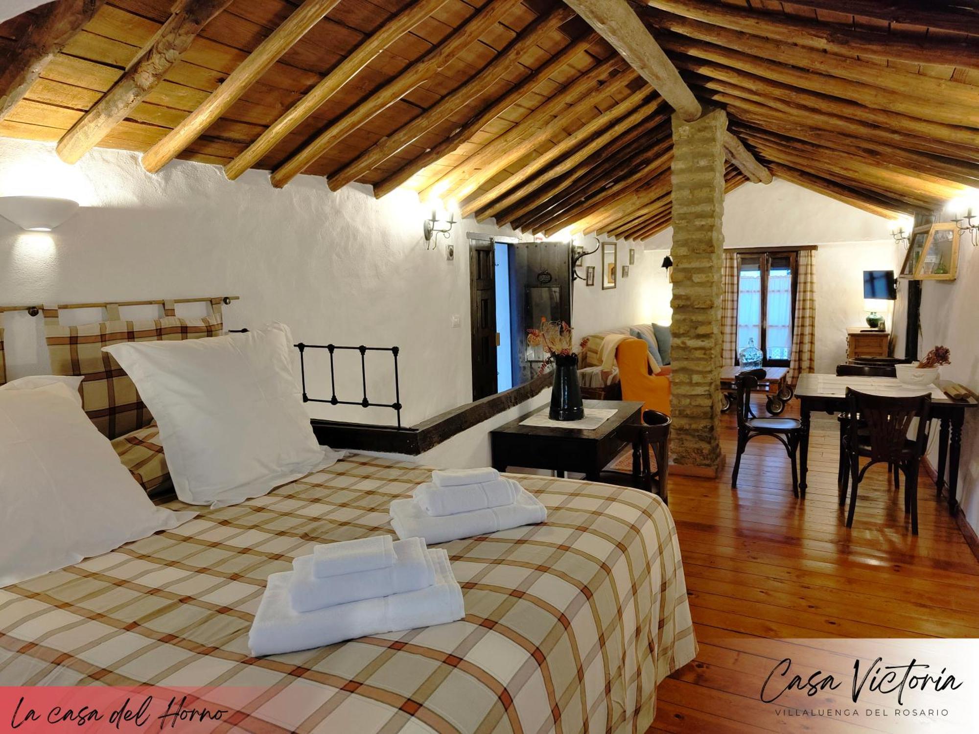 Maison d'hôtes Conjunto Rural Casa Victoria à Villaluenga Del Rosario Extérieur photo