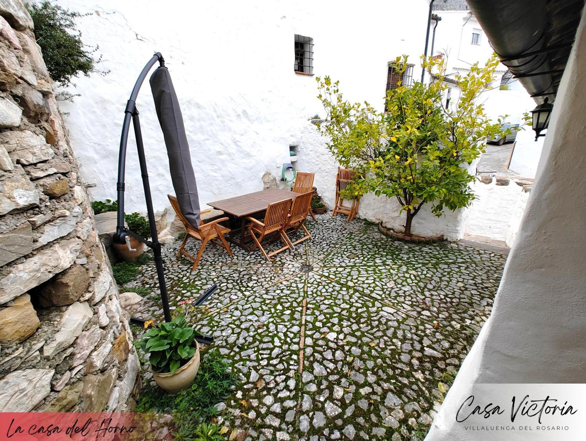 Maison d'hôtes Conjunto Rural Casa Victoria à Villaluenga Del Rosario Extérieur photo