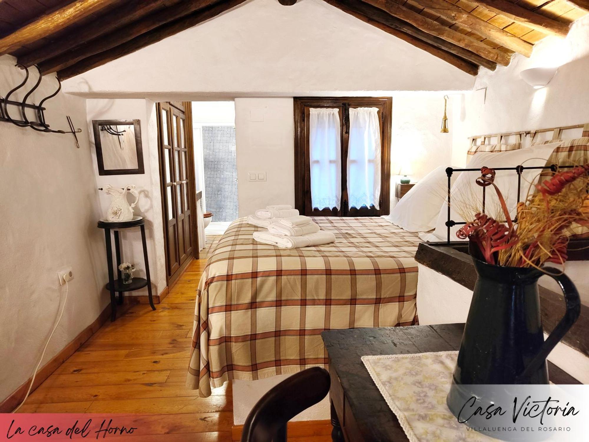 Maison d'hôtes Conjunto Rural Casa Victoria à Villaluenga Del Rosario Extérieur photo