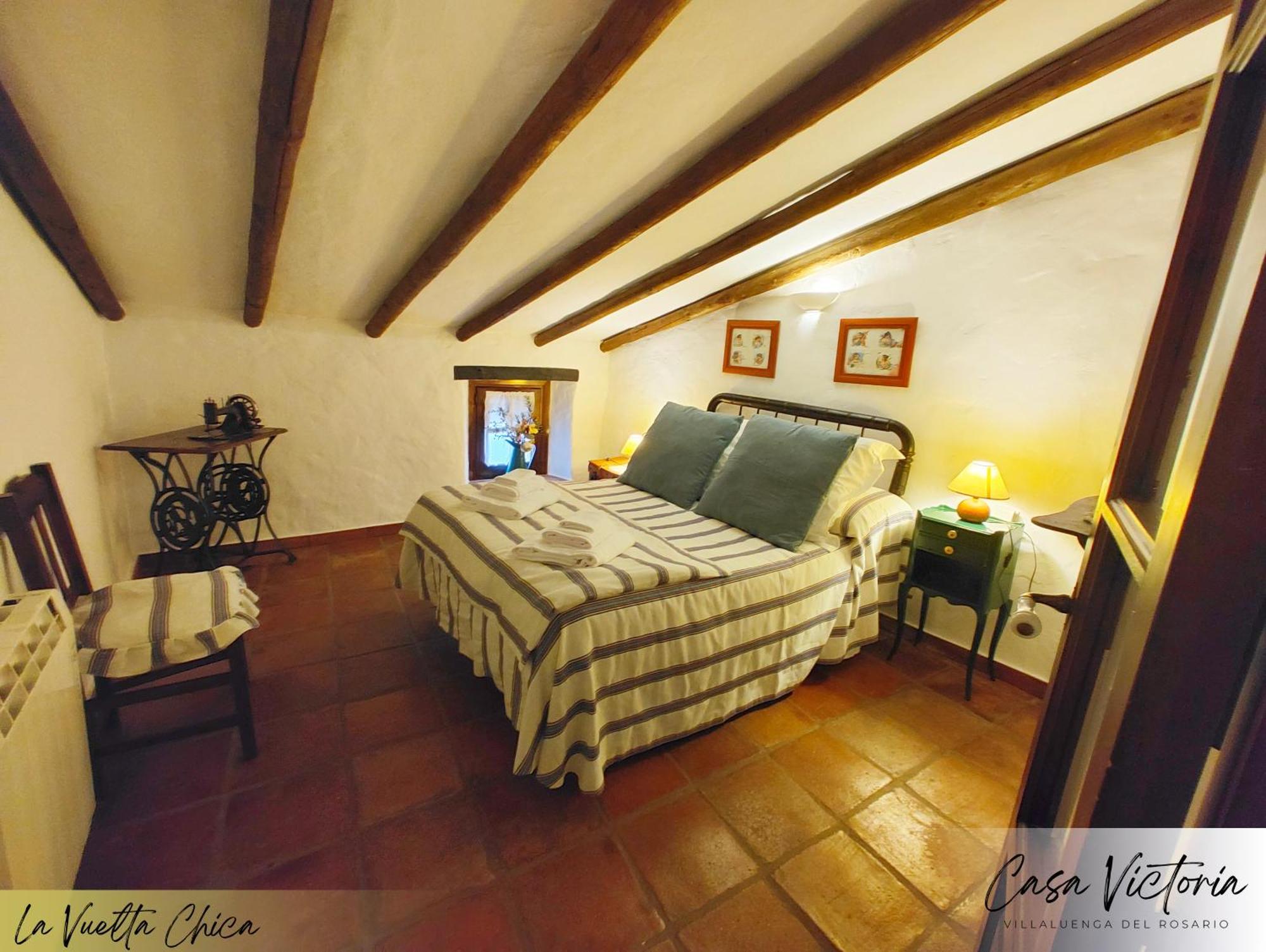Maison d'hôtes Conjunto Rural Casa Victoria à Villaluenga Del Rosario Extérieur photo