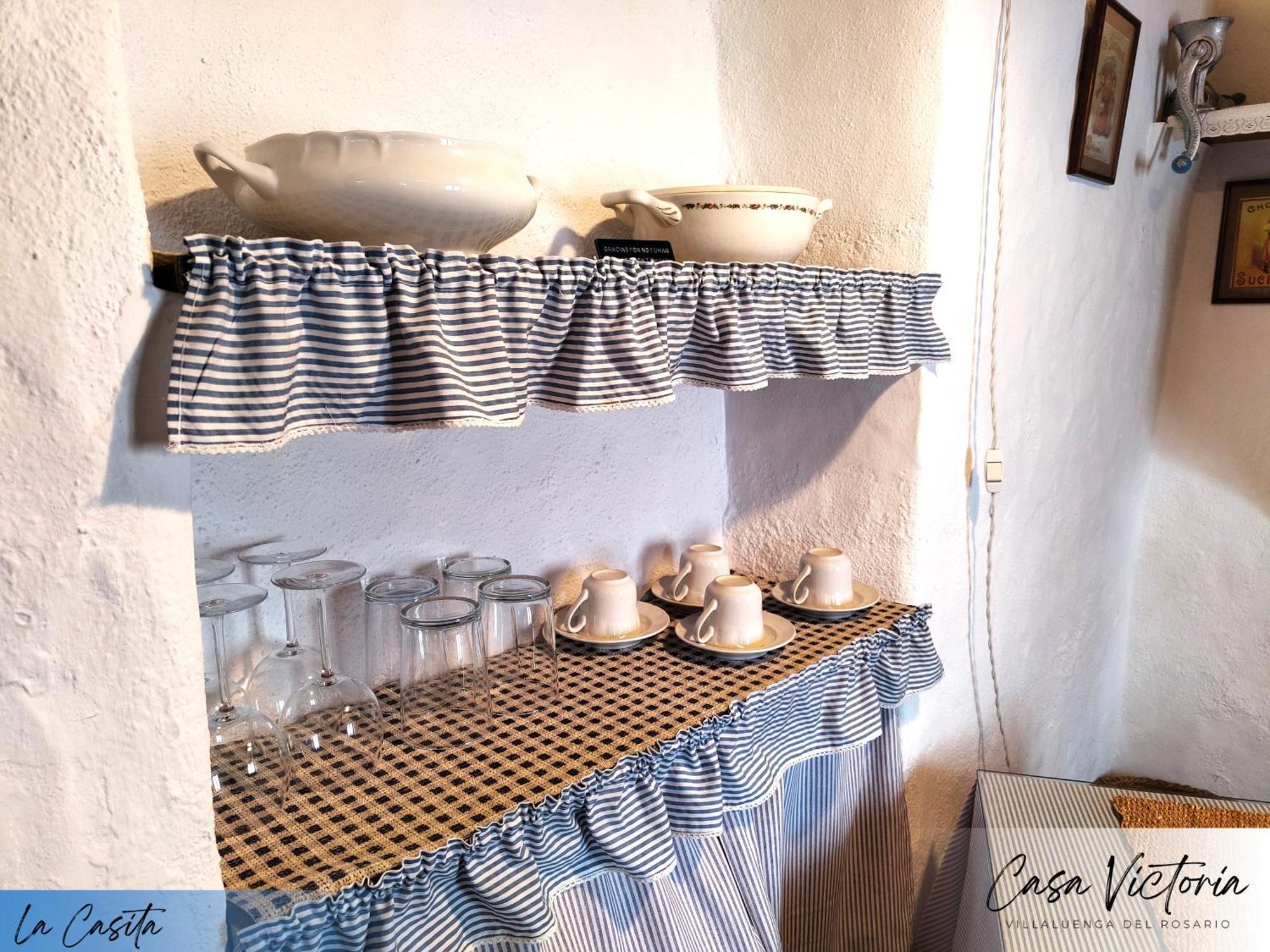 Maison d'hôtes Conjunto Rural Casa Victoria à Villaluenga Del Rosario Extérieur photo