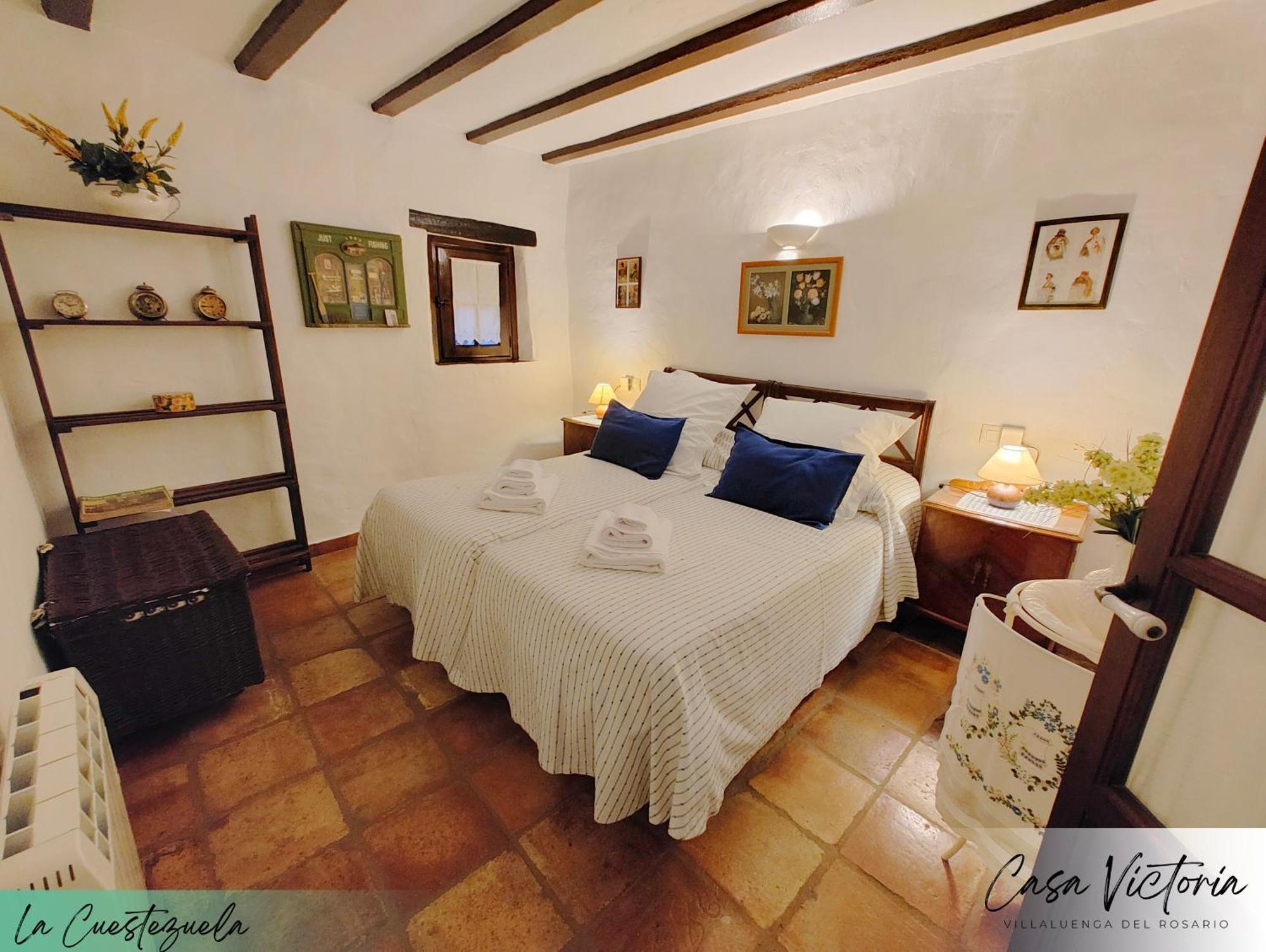 Maison d'hôtes Conjunto Rural Casa Victoria à Villaluenga Del Rosario Extérieur photo