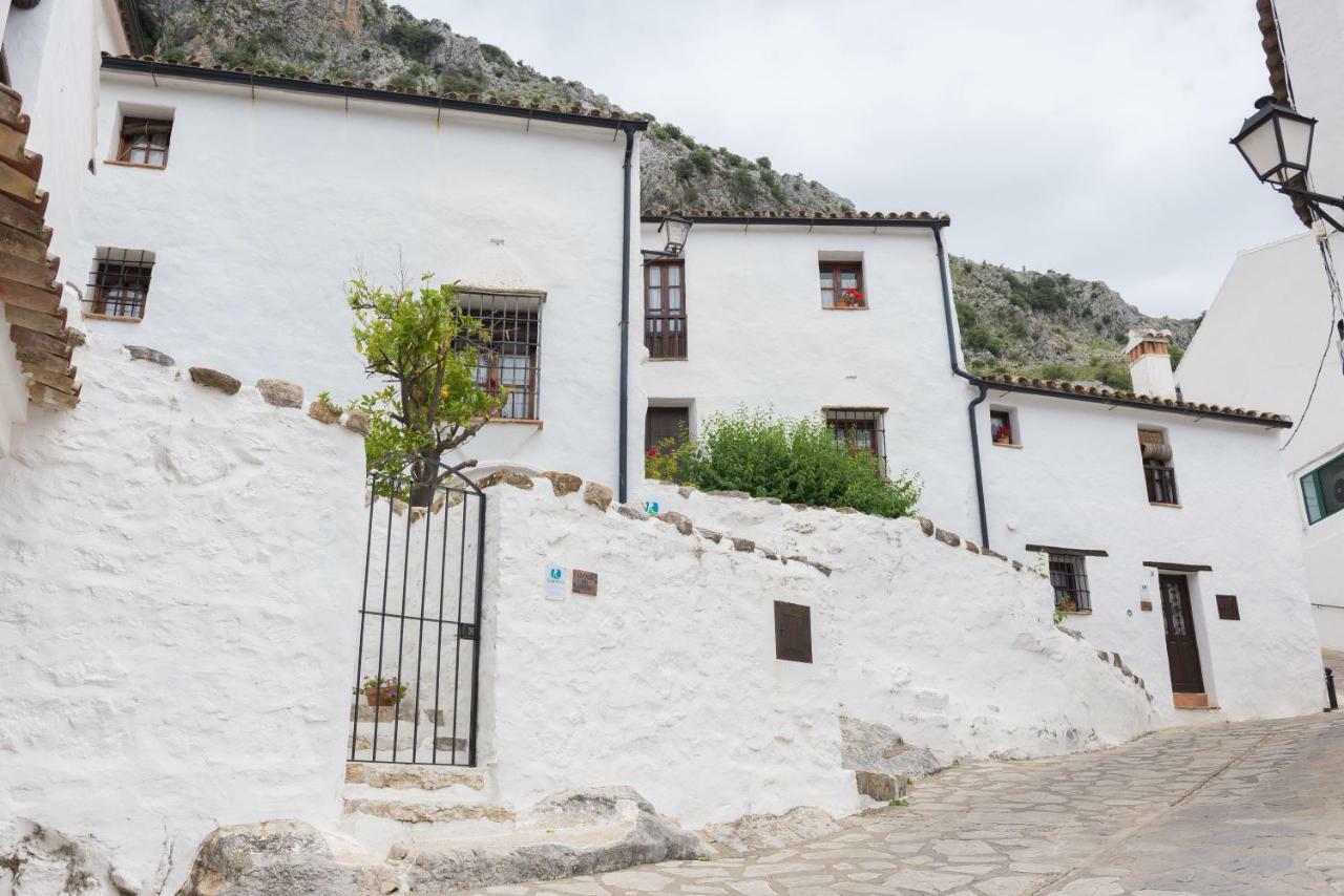 Maison d'hôtes Conjunto Rural Casa Victoria à Villaluenga Del Rosario Extérieur photo